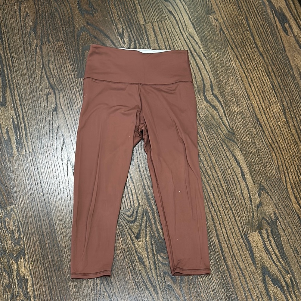 Emma Lou Brown Cropped Glow Band Legging